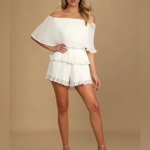 Lulu’s white romper